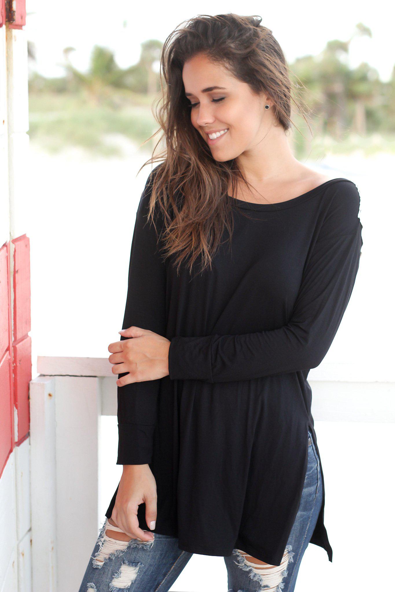Stylish Black Crochet V-Back Long-Sleeved Top for Any Occasion