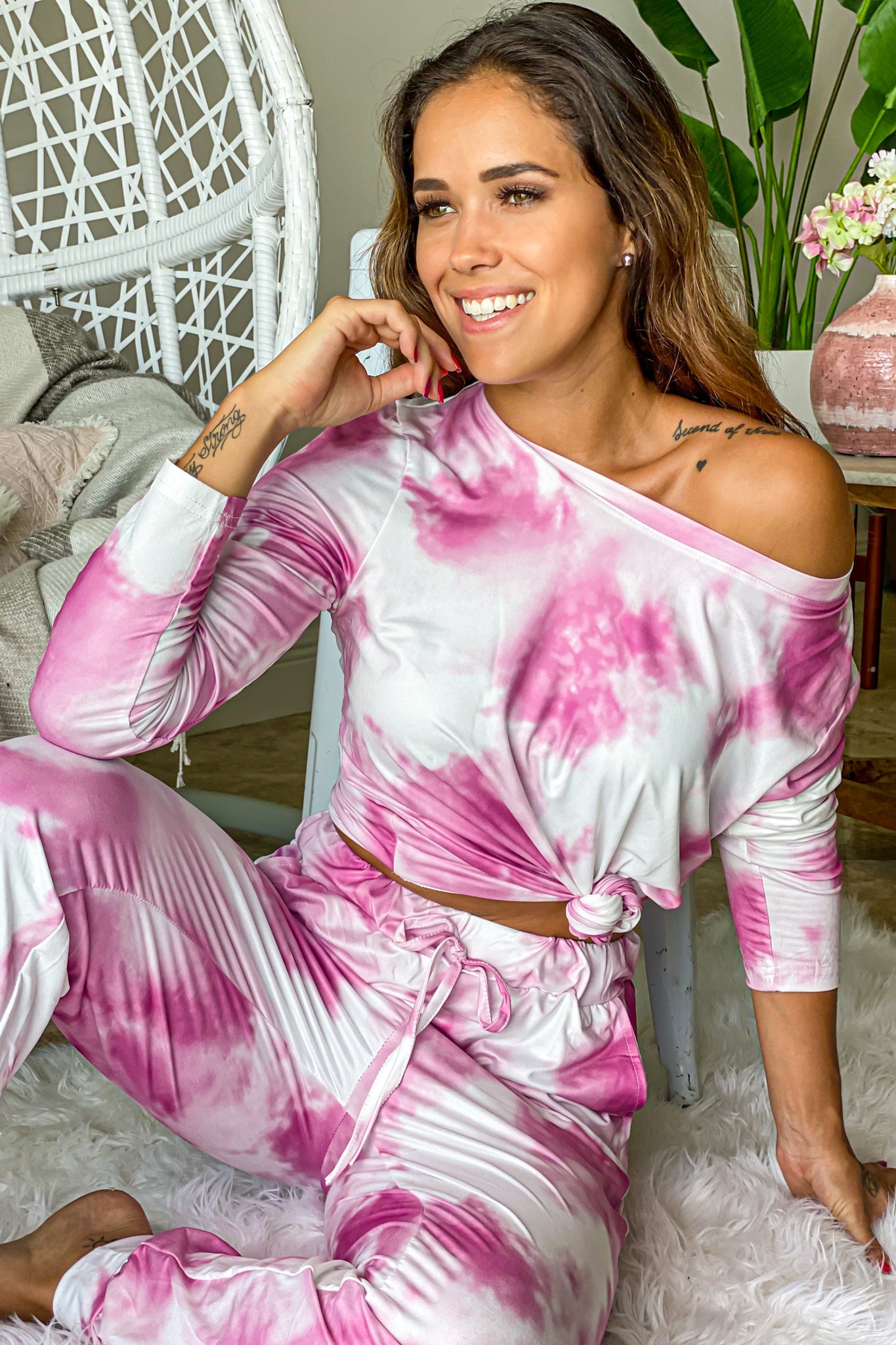 Stylish Berry Tie - Dye Long - Sleeve Women's Casual Top